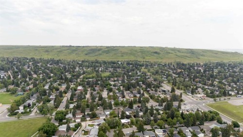 2836 Brentwood Boulevard Nw, Calgary, AB 