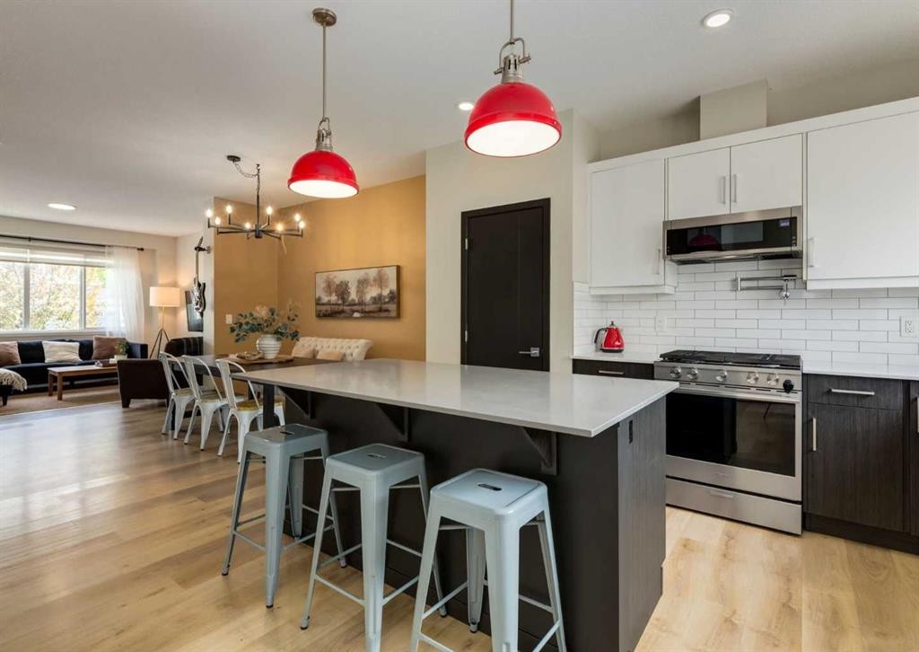 71 Seton Gardens Se, Calgary, AB - Indoor Photo Showing Kitchen With Upgraded Kitchen