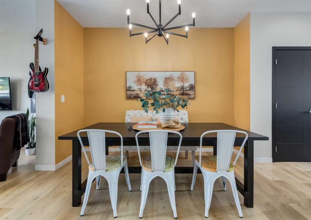 71 Seton Gardens Se, Calgary, AB - Indoor Photo Showing Dining Room