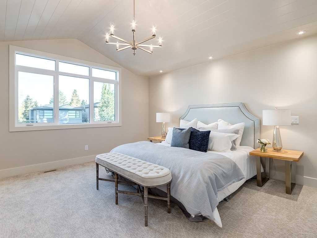 3308 Rutland Road Sw, Calgary, AB - Indoor Photo Showing Bedroom