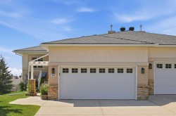112-1000 Glenhaven Way Cochrane, AB T4C 1Y9