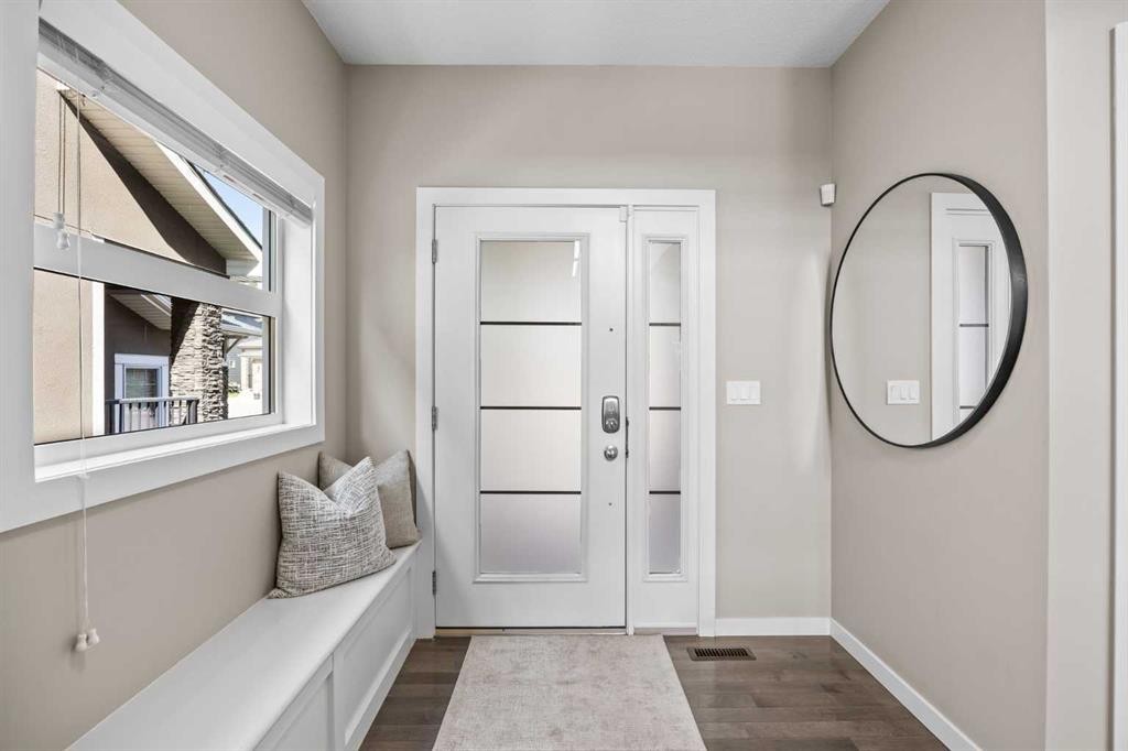 29 Aspen Summit Point Sw, Calgary, AB - Indoor Photo Showing Other Room