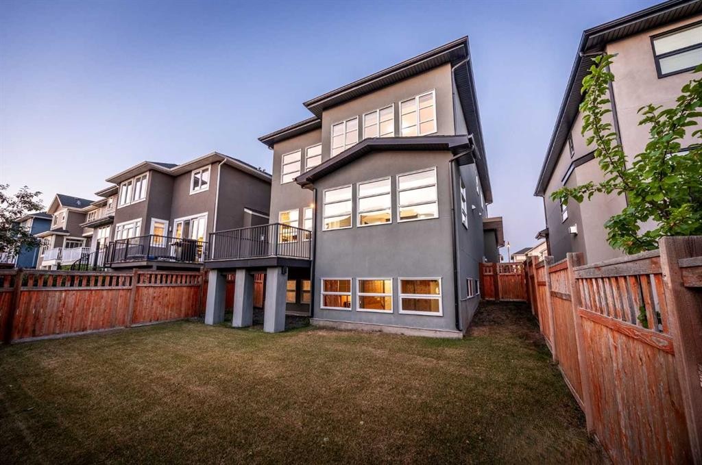 29 Aspen Summit Point Sw, Calgary, AB - Outdoor