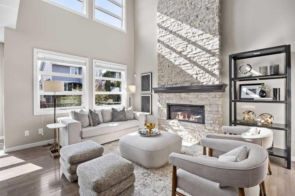 29 Aspen Summit Point Sw, Calgary, AB - Indoor Photo Showing Living Room With Fireplace