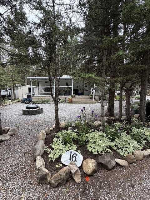 16 Timber Circle, Sundre, AB