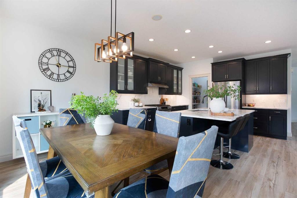 1153 Kingston Crescent Se, Airdrie, AB - Indoor Photo Showing Dining Room