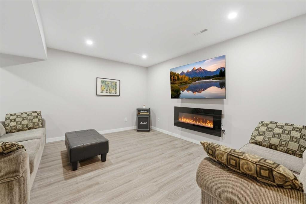 32 Beddington Rise Ne, Calgary, AB - Indoor With Fireplace