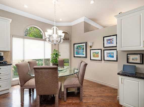 39 Baycrest Court Sw, Calgary, AB