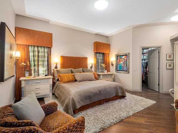 39 Baycrest Court Sw, Calgary, AB