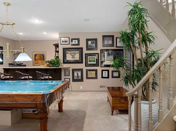 39 Baycrest Court Sw, Calgary, AB