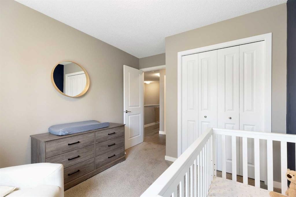 69 Chaparral Valley Crescent Se, Calgary, AB - Indoor Photo Showing Bedroom