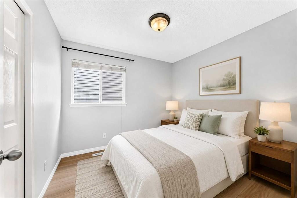 352 Copperfield Gardens Se, Calgary, AB - Indoor Photo Showing Bedroom