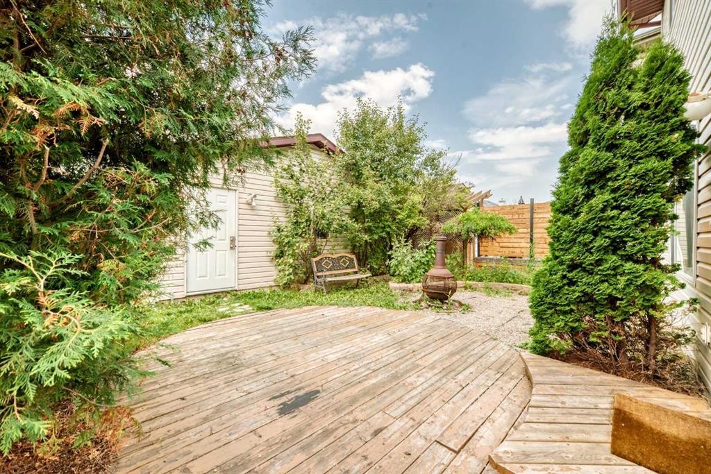 352 Copperfield Gardens Se, Calgary, AB - Outdoor With Deck Patio Veranda