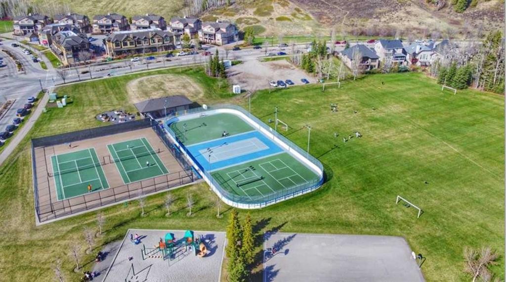 537-10 Discovery Ridge Close Sw, Calgary, AB - Outdoor With View