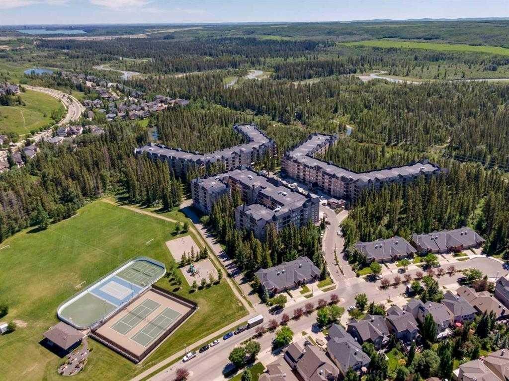 537-10 Discovery Ridge Close Sw, Calgary, AB - Outdoor With View