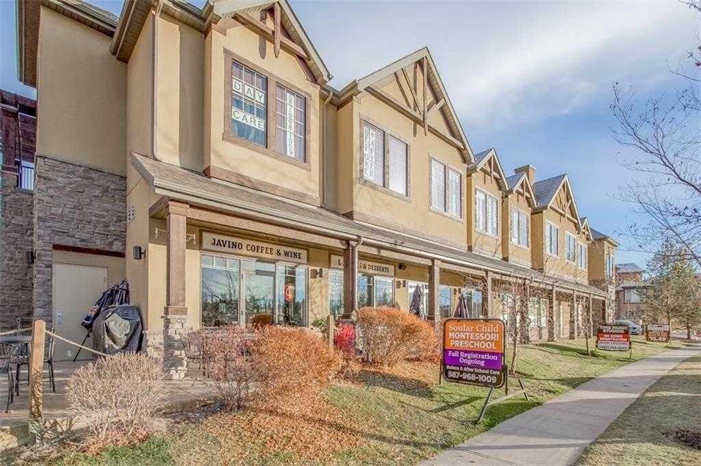 537-10 Discovery Ridge Close Sw, Calgary, AB - Outdoor