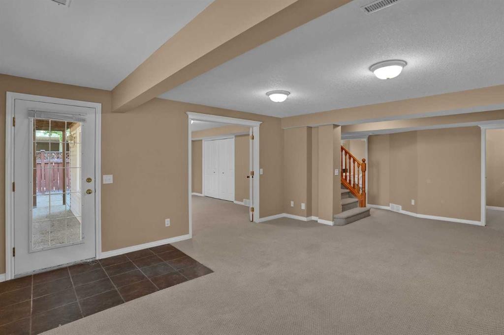 62 West Mitford Crescent, Cochrane, AB - Indoor
