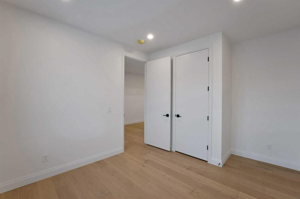 3511 34 Avenue Sw, Calgary, AB - Indoor Photo Showing Other Room