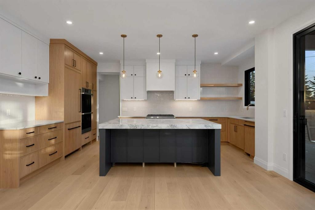 3511 34 Avenue Sw, Calgary, AB - Outdoor