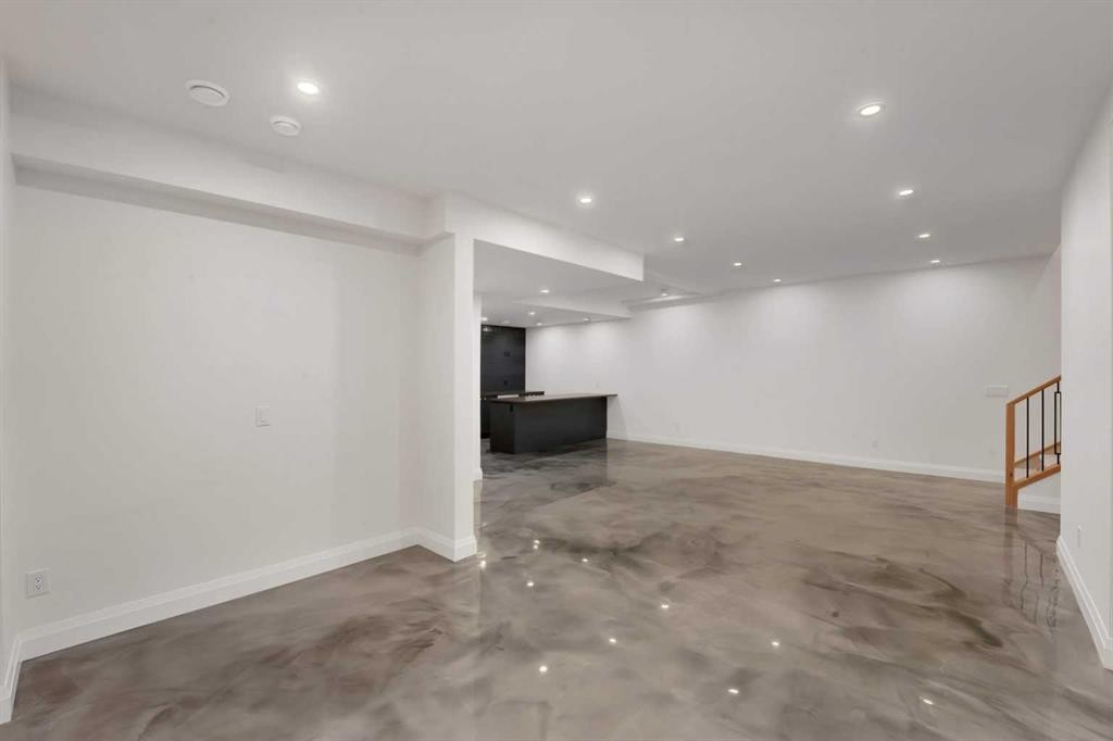 3511 34 Avenue Sw, Calgary, AB - Outdoor