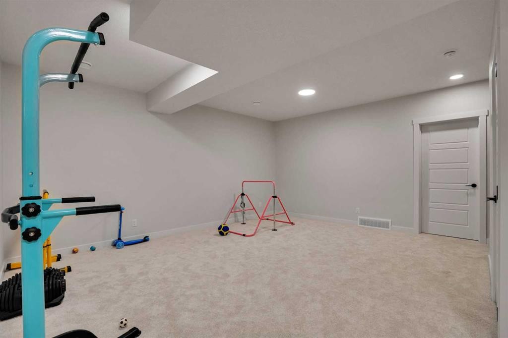 101 Wolf Hollow Terrace Se, Calgary, AB - Indoor