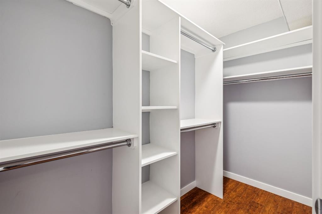 91 St Moritz Terrace Sw, Calgary, AB - Indoor With Storage