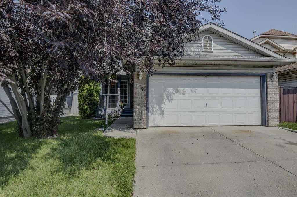 124 Del Ray Close Ne, Calgary, AB - Outdoor