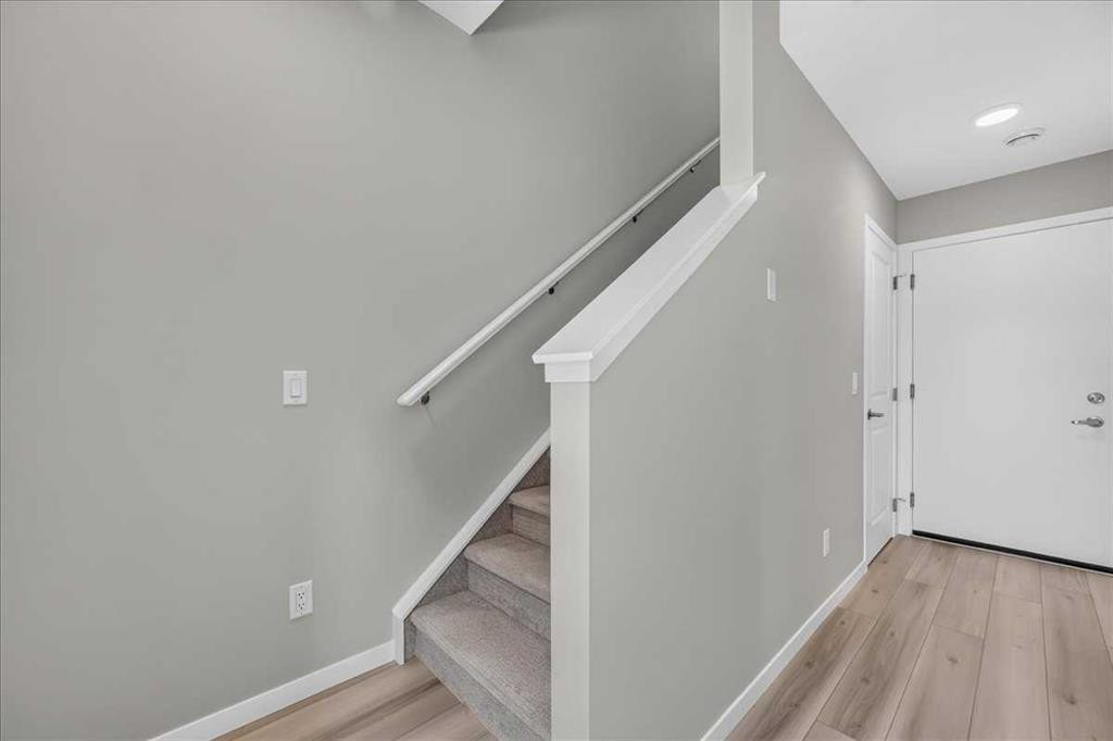 401-81 Midtown Boulevard Sw, Airdrie, AB - Indoor Photo Showing Other Room