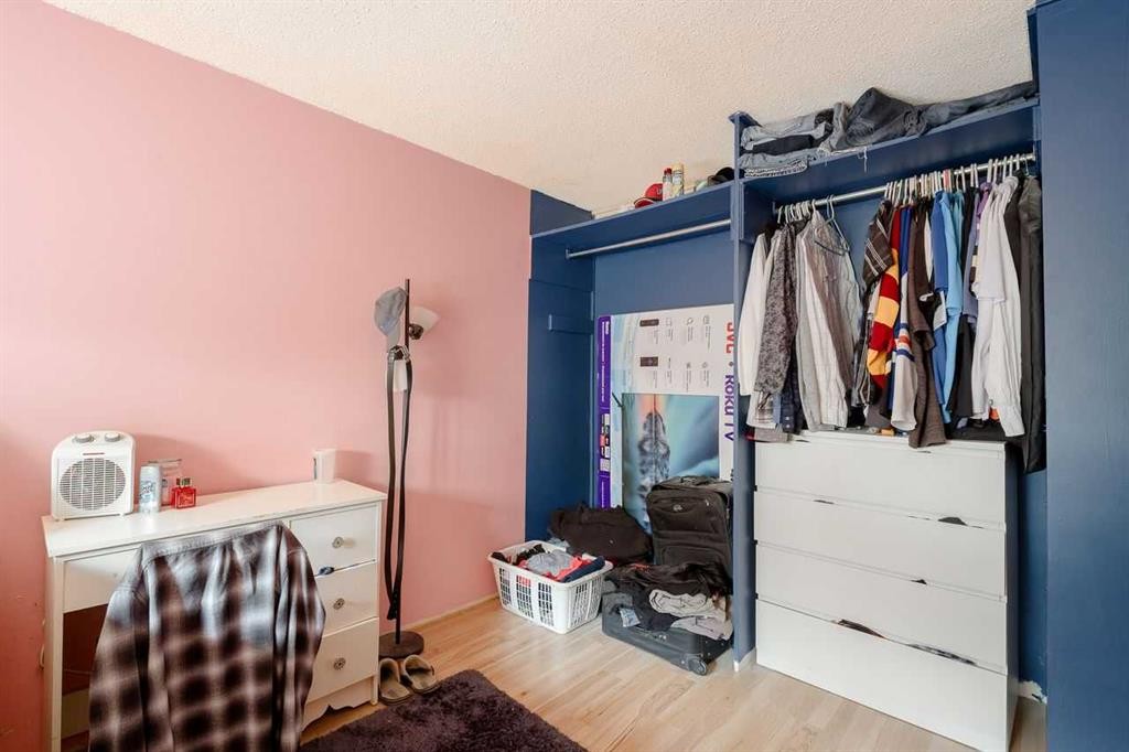 3603 29A Avenue Se, Calgary, AB - Indoor