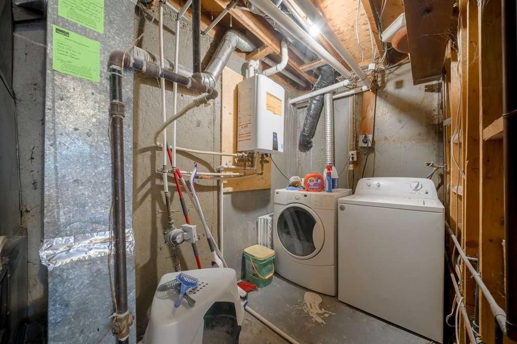 3603 29A Avenue Se, Calgary, AB - Indoor Photo Showing Laundry Room