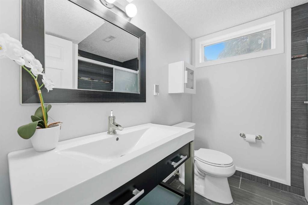 2220 Paliswood Road Sw, Calgary, AB