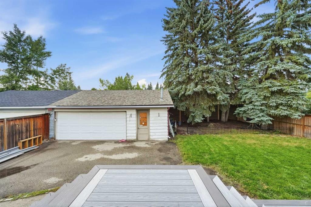2220 Paliswood Road Sw, Calgary, AB