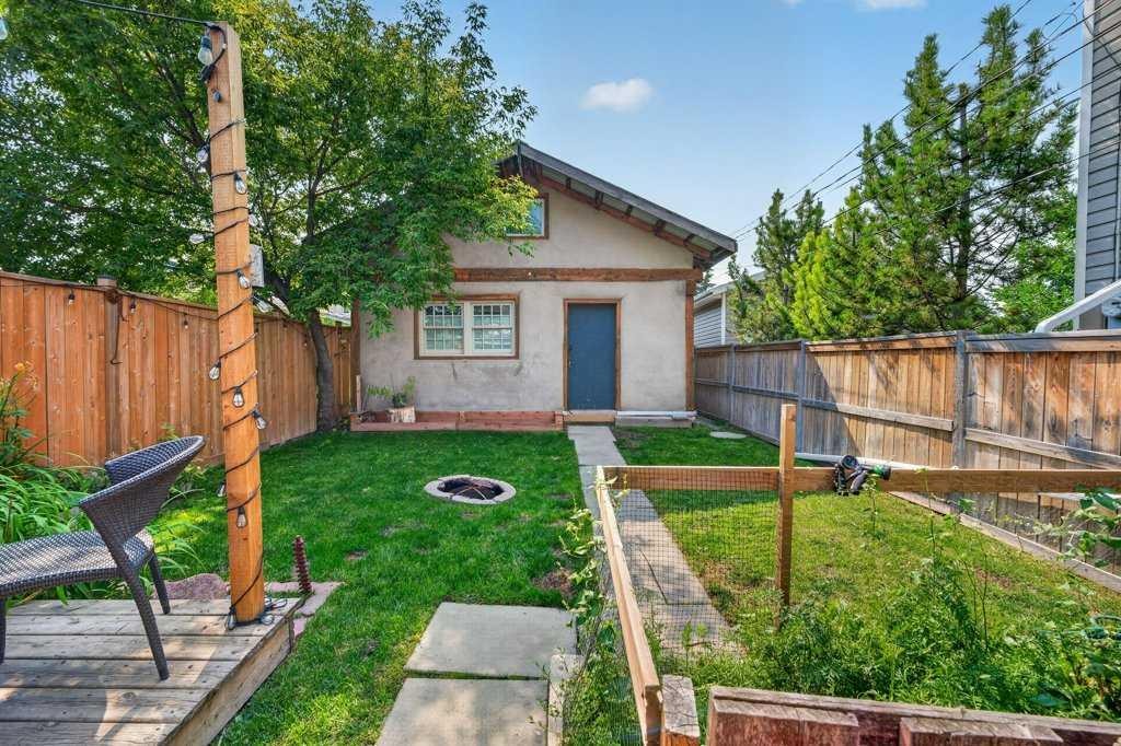 303 27 Avenue Ne, Calgary, AB - Outdoor