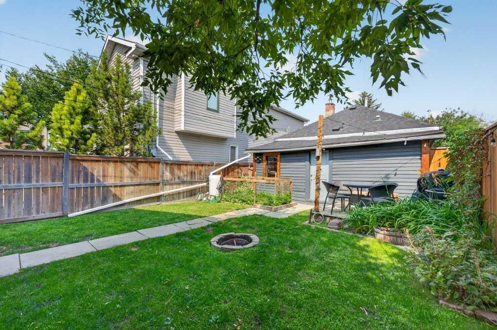 303 27 Avenue Ne, Calgary, AB - Outdoor