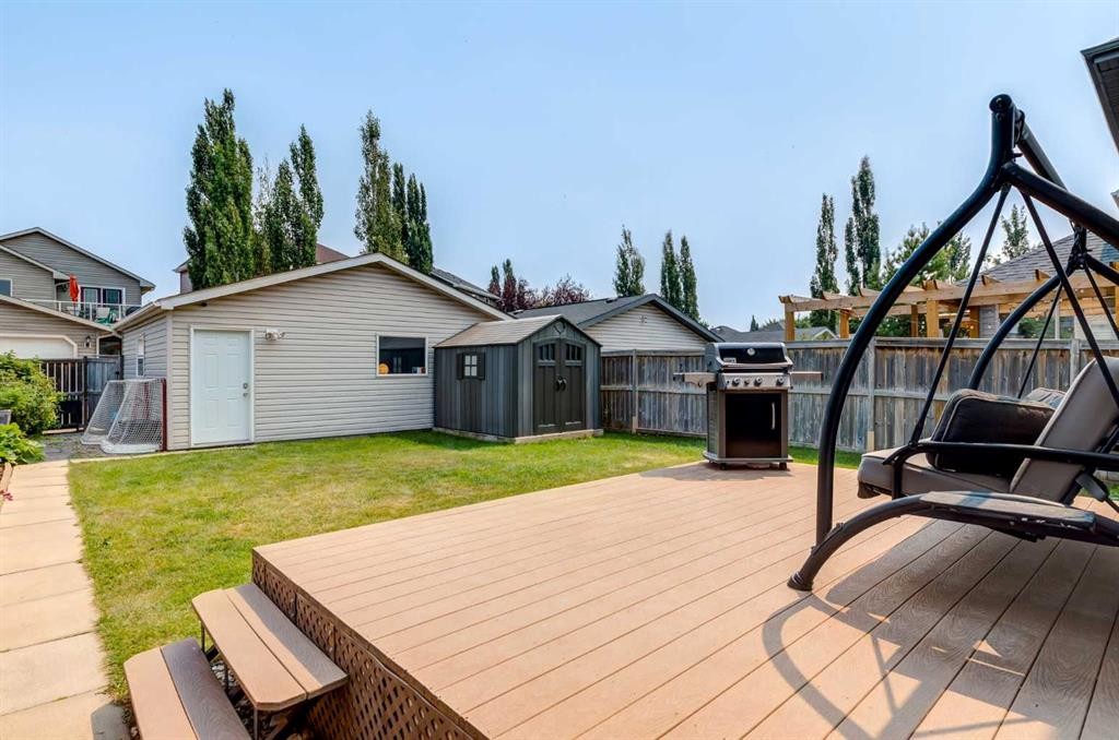 880 Prestwick Circle Se, Calgary, AB