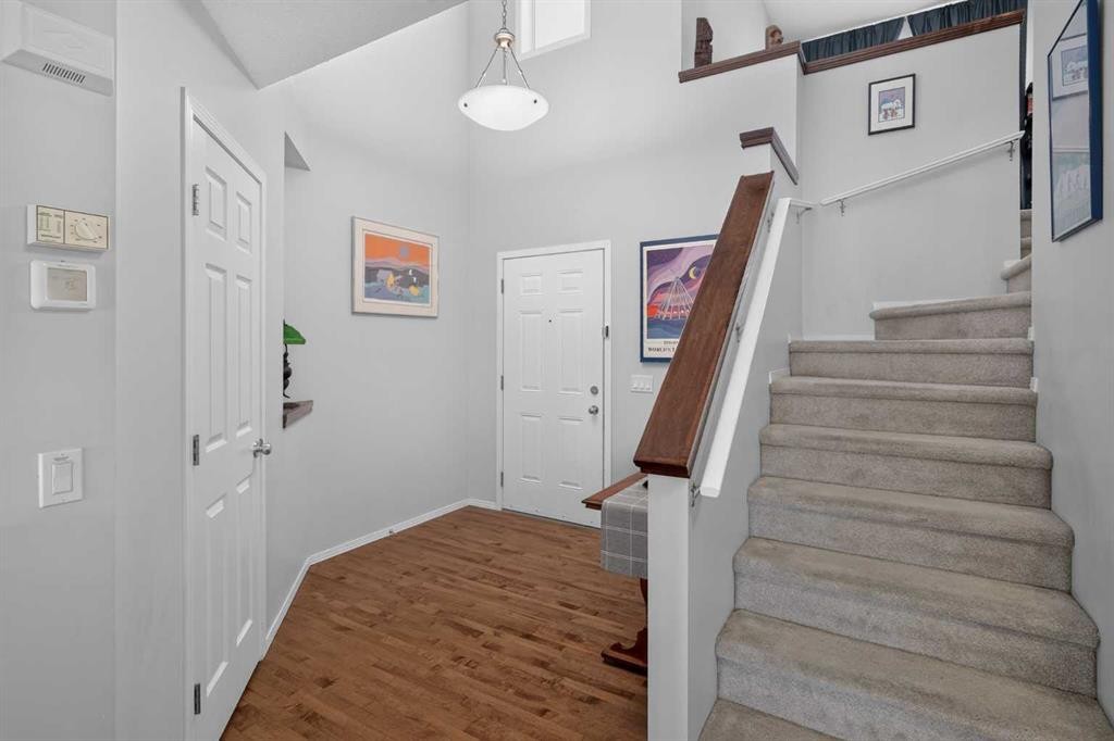 288 Evansbrooke Way Nw, Calgary, AB - Indoor Photo Showing Other Room