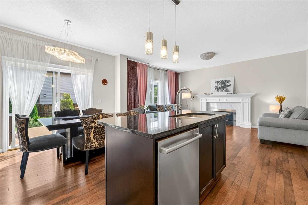 232 Walden Heights Se, Calgary, AB - Indoor