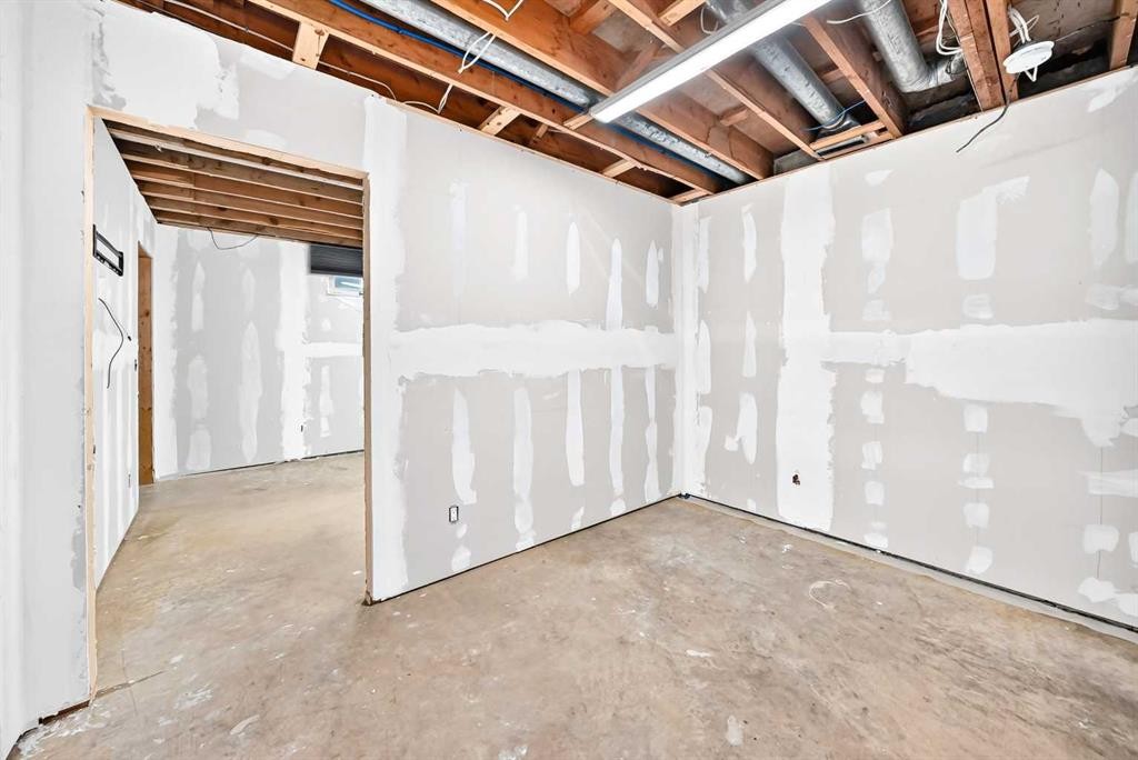 173 Cornwallis Drive Nw, Calgary, AB - Indoor Photo Showing Basement