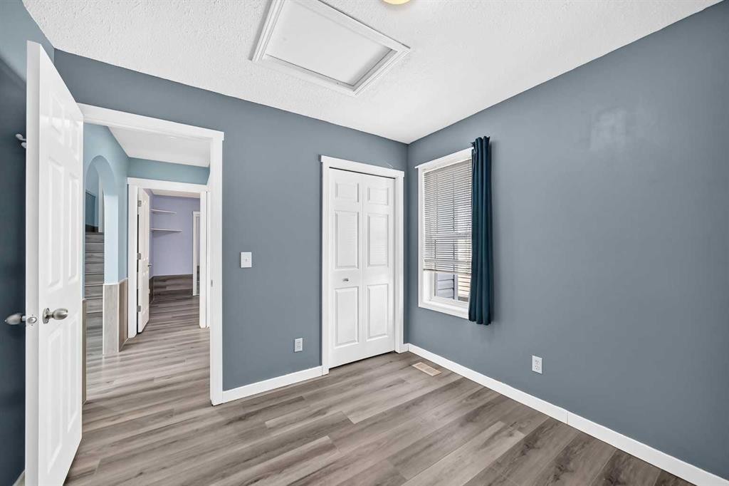 87 Tarawood Grove Ne, Calgary, AB - Indoor Photo Showing Other Room