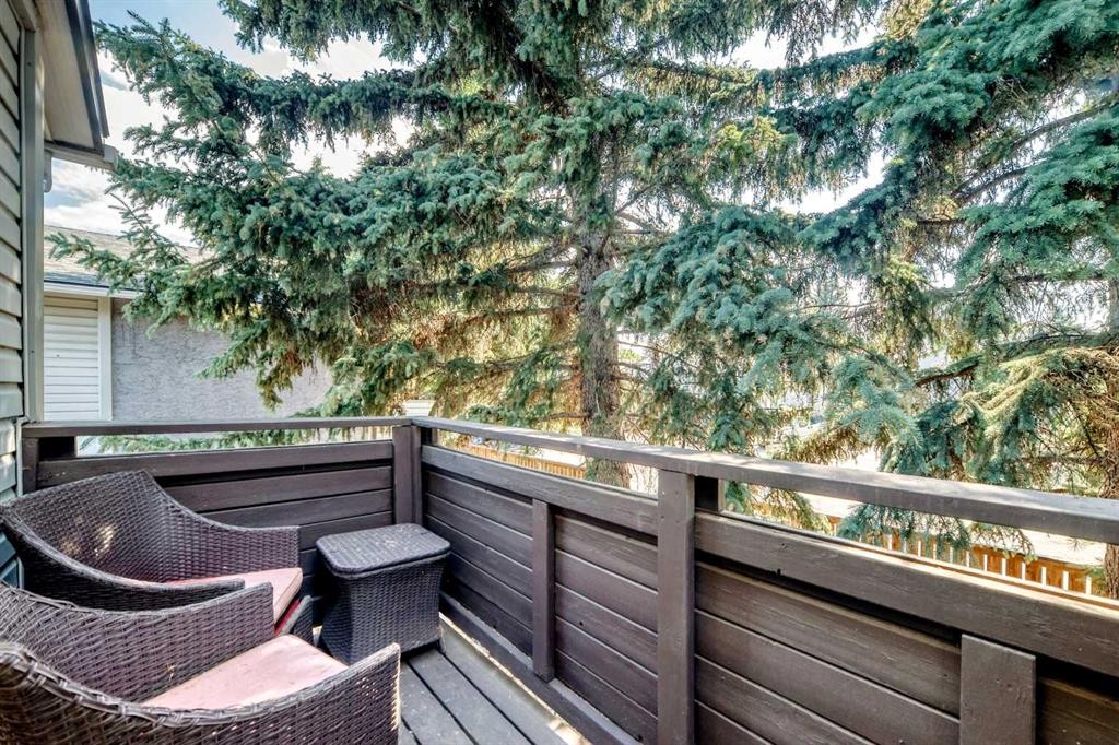 D-109 Stanley Avenue, Okotoks, AB - Outdoor With Deck Patio Veranda