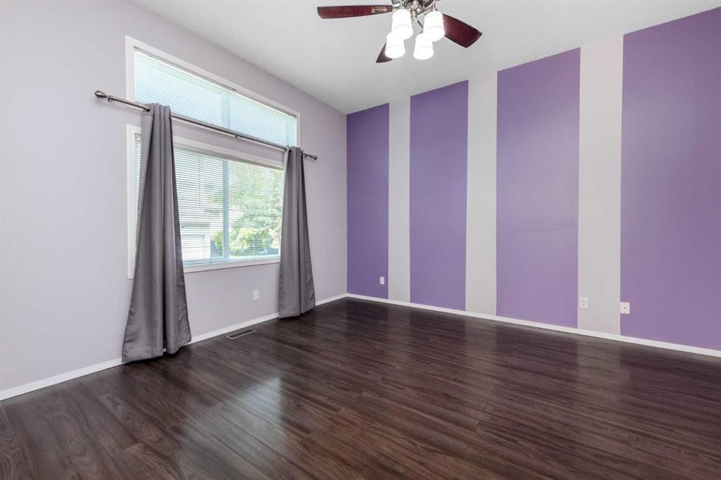 25 Prestwick Pond Terrace Se, Calgary, AB - Indoor Photo Showing Other Room