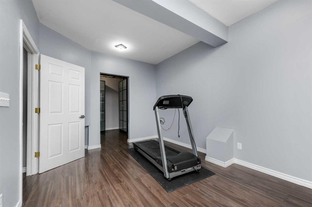 25 Prestwick Pond Terrace Se, Calgary, AB - Indoor