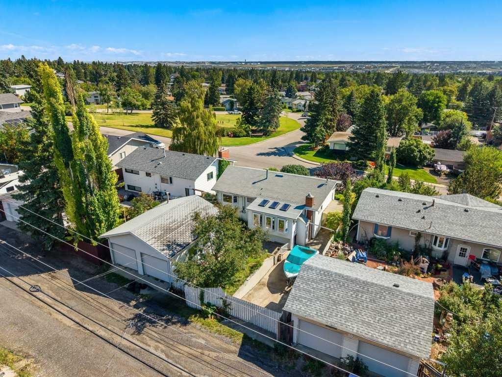 4515 Norquay Drive Nw, Calgary, AB - Outdoor With View