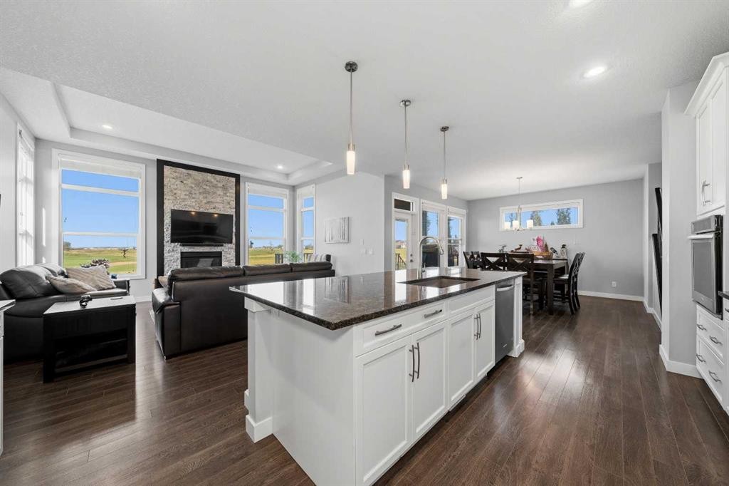 395 Boulder Creek Bay Se, Langdon, AB - Indoor