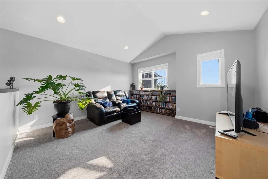 395 Boulder Creek Bay Se, Langdon, AB - Indoor
