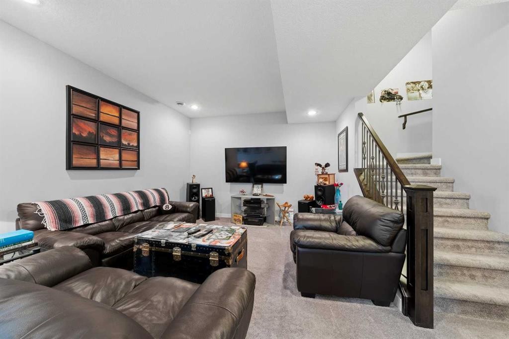 395 Boulder Creek Bay Se, Langdon, AB - Indoor