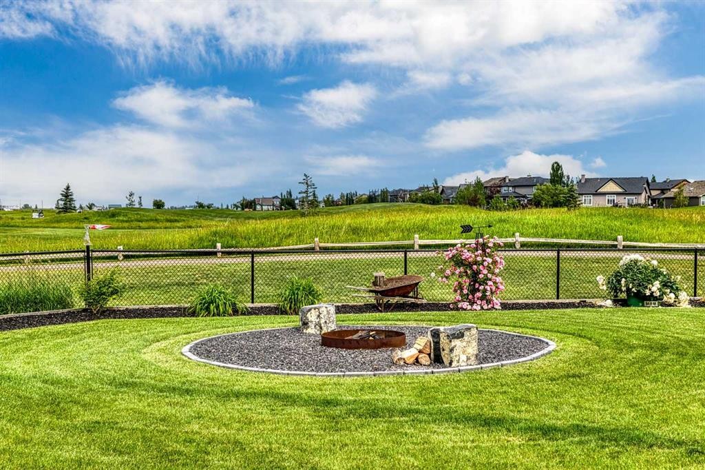 395 Boulder Creek Bay Se, Langdon, AB - Outdoor With View