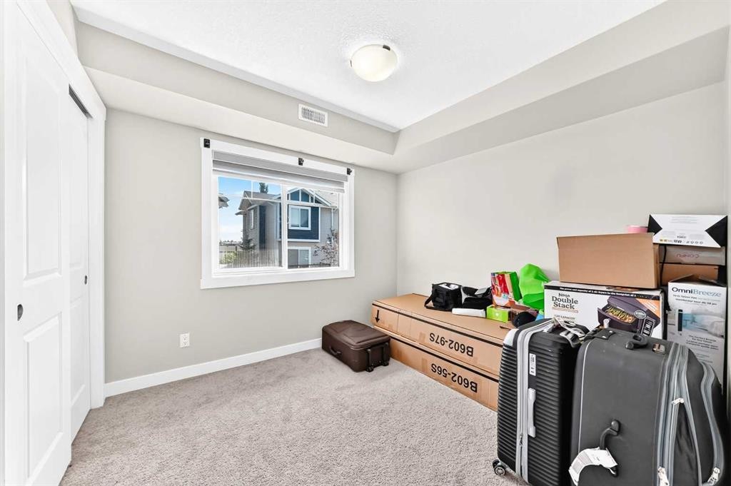196-300 Marina Drive, Chestermere, AB - Indoor