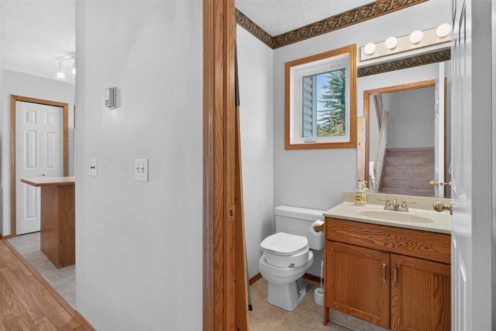 52 Glenbrook Villas Sw, Calgary, AB - Indoor Photo Showing Bathroom