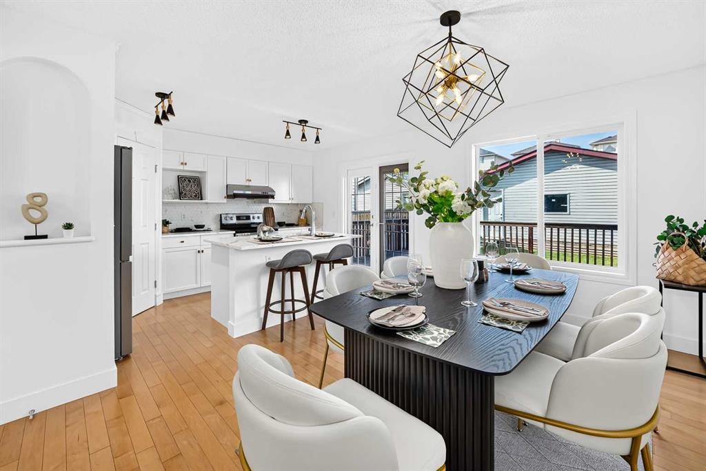 187 Arbour Meadows Close Nw, Calgary, AB - Indoor Photo Showing Dining Room